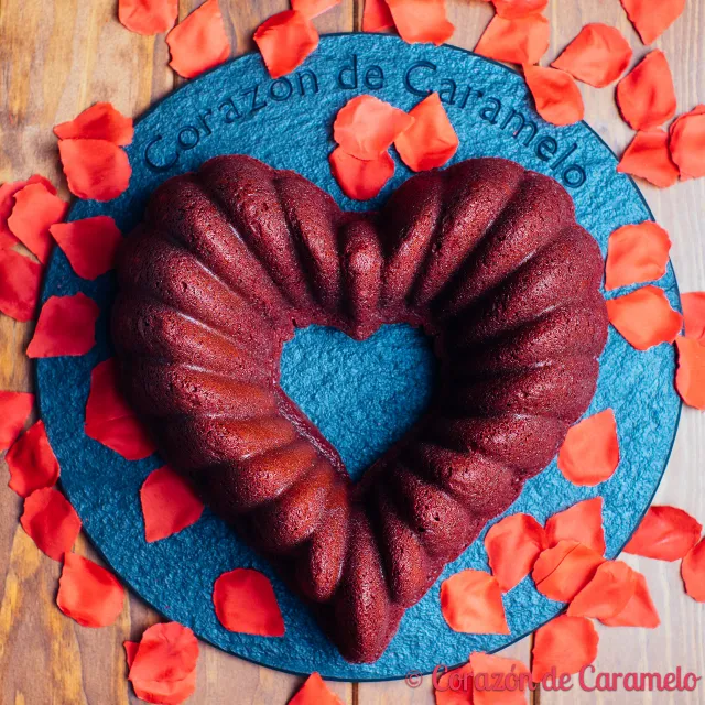 Red Velvet Bundt Cake o Bundt Cake de terciopelo rojo