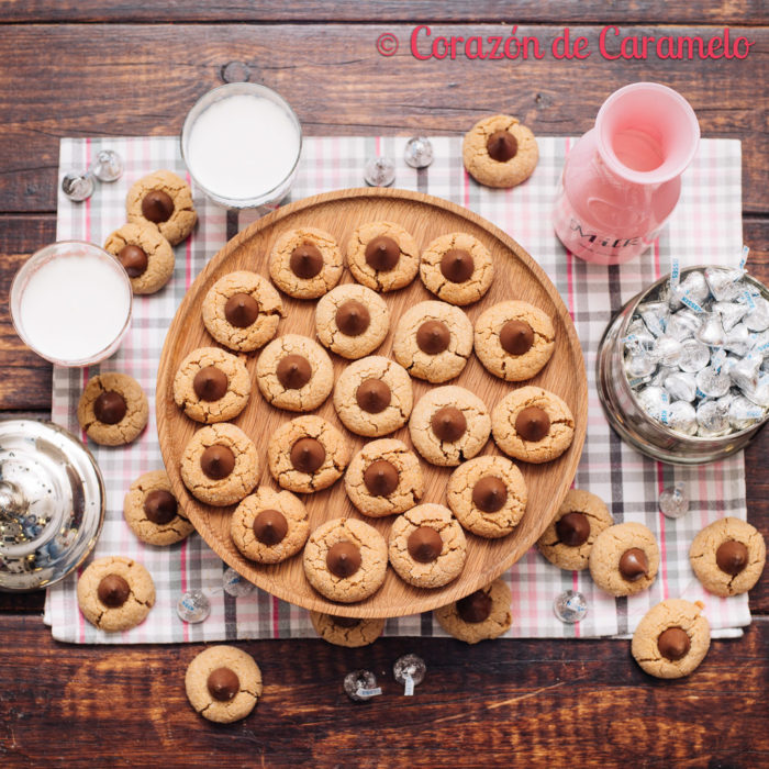 Kisses cookies con mantequilla de cacahuete | Peanut Blossom Cookies