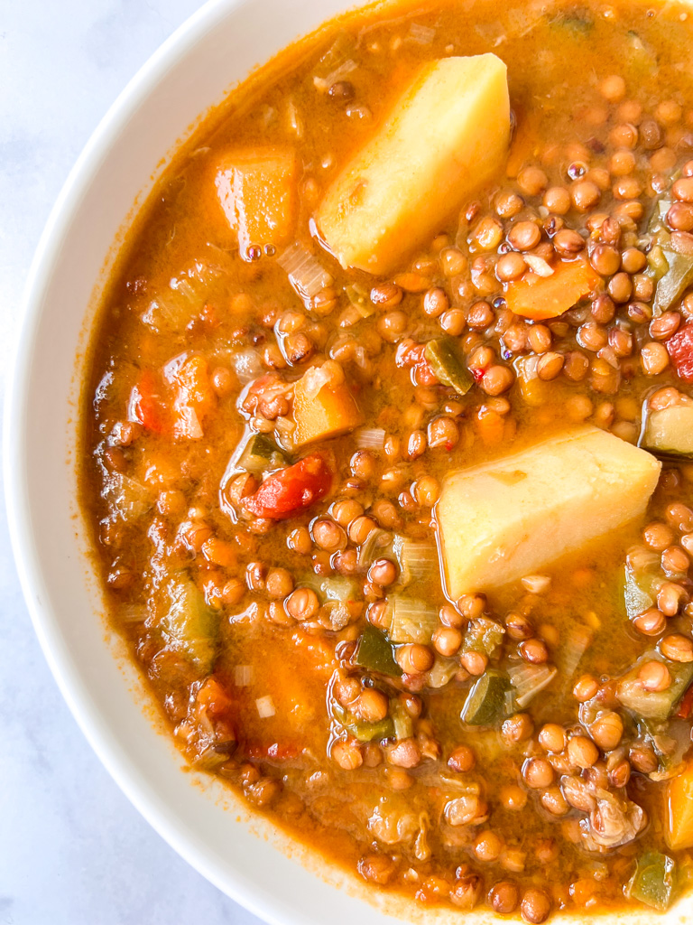 Receta de lentejas con verduras: un plato saludable y lleno de sabor